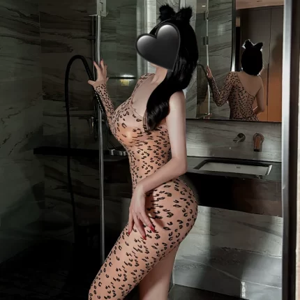 Leopard print stockings